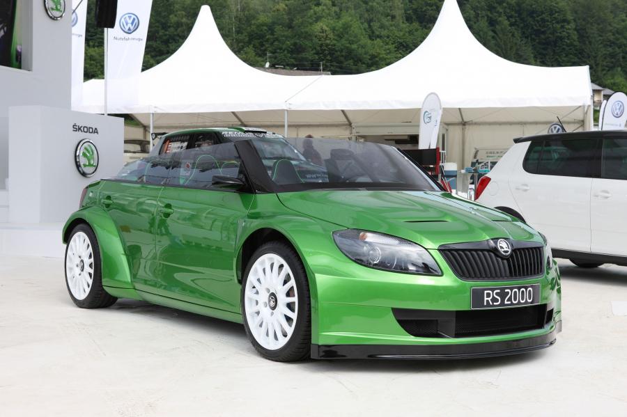  Skoda Fabia RS2000 2011 года  (фото 1 из 2)